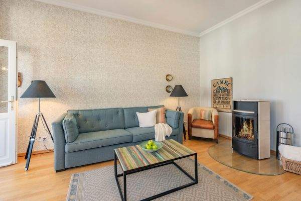 4-wohnzimmer1-schloss am meer-we1-meerflair-immobi