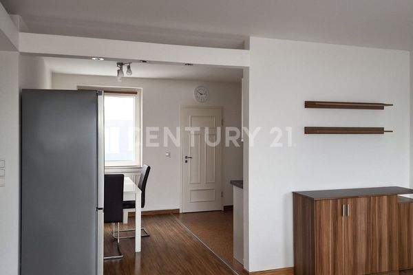 Durchgang vom Wohnzimmer in die Küche