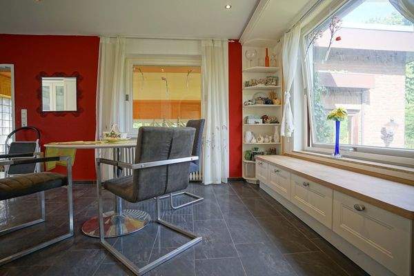 Küche mit Essbereich