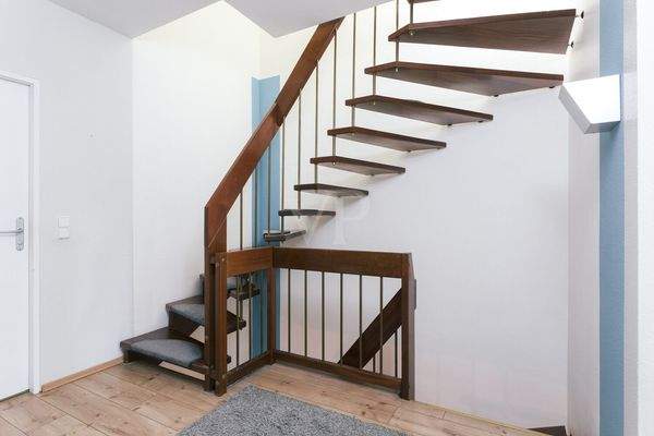 Treppe zum ausgebauten Dachgeschoss