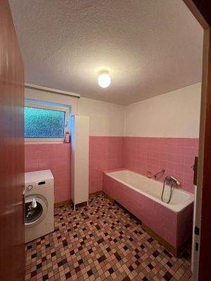 Badansicht mit Wanne