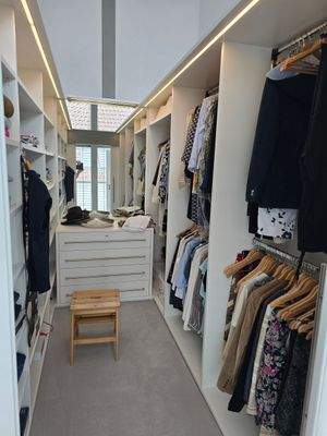 9 Ankleidezimmer Eltern