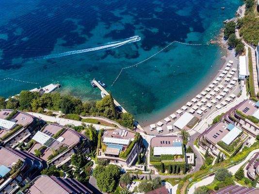 Dukley Exterior (41)