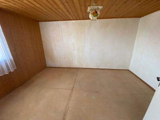 Kind 3 im 1. OG- Einliegerwohnung (2).jpeg