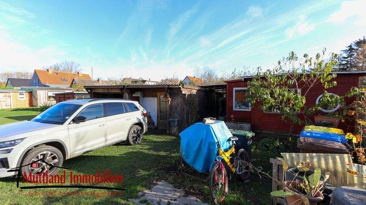 Nebengelass und Stellplatz