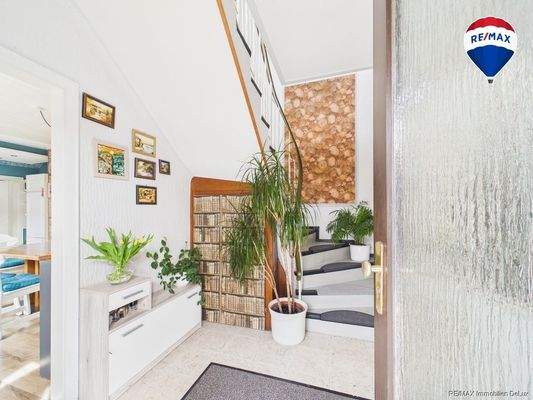 REMAX Immobilien DeLux Haus in Losheim am See - Britten zu verkaufen