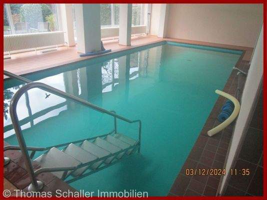 Schwimmbad