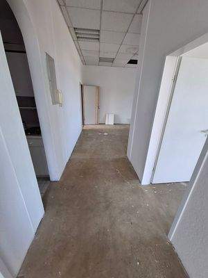 Flurbereich der leerstehenden Bürofläche