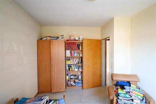 Weiteres gut nutzbares Zimmer