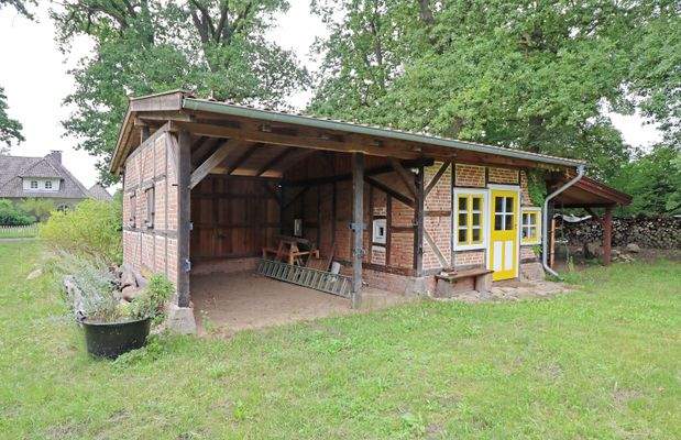Carport + Nebengebäude