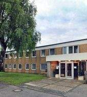 575533-intern1#Titelbild klein