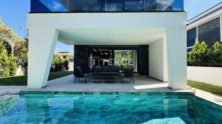 New-Build Detached Villa Near the Sea in Kemer Antalya