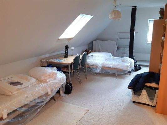 Geräumiges Zimmer im OG, Bild 2