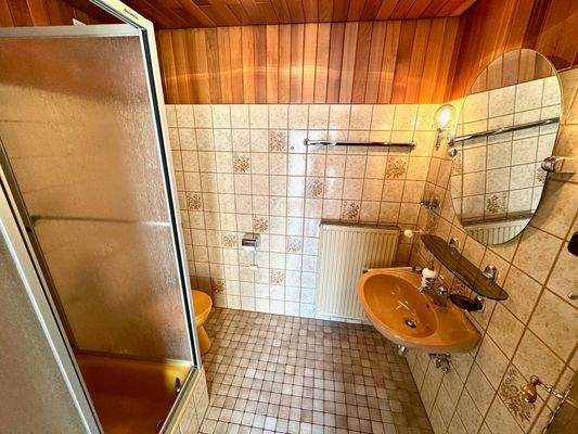 T20 Hinterhaus Duschbad EG.jpg