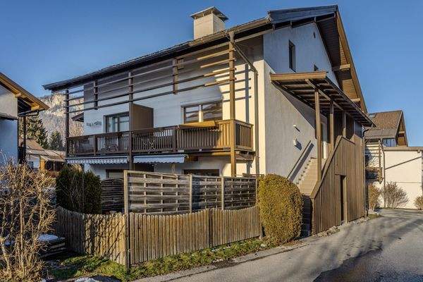 Hausansicht - Wohnung im OG und DG