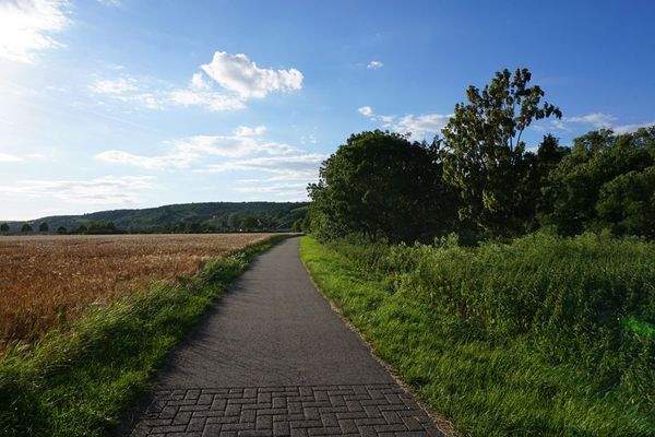 Radweg Saale.JPG