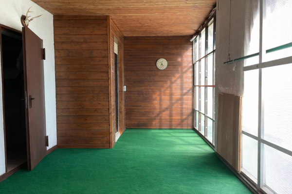 6 überdachter Freisitz.png