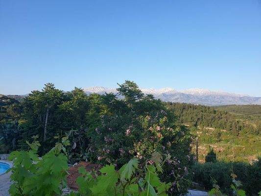 Schönes Steinhaus zum Verkauf mit Meerblick in Aspro
