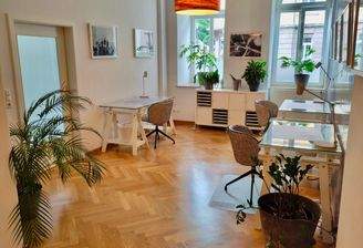 Schreibtischplätze 1