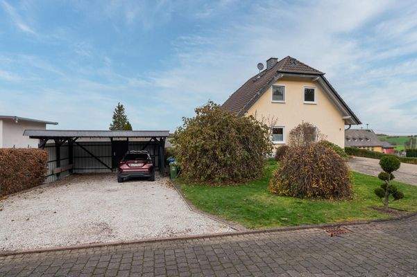 Stellplätze/Doppelcarport