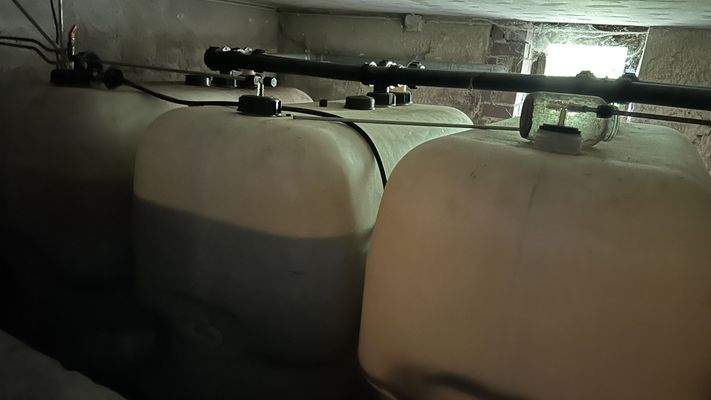 Öl Tanklager im Keller