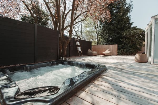 Jacuzzi