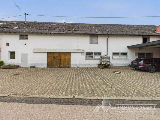 CAM04062G0-PR0038-STILL005