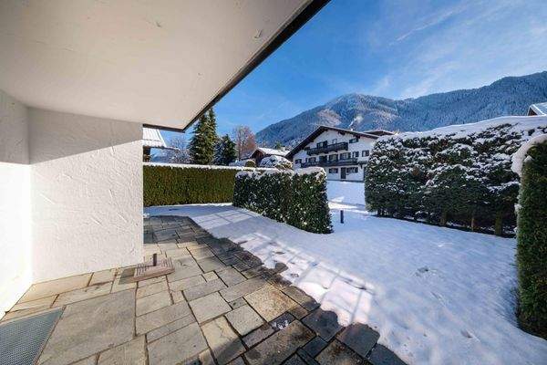 Terrasse mit Bergblick