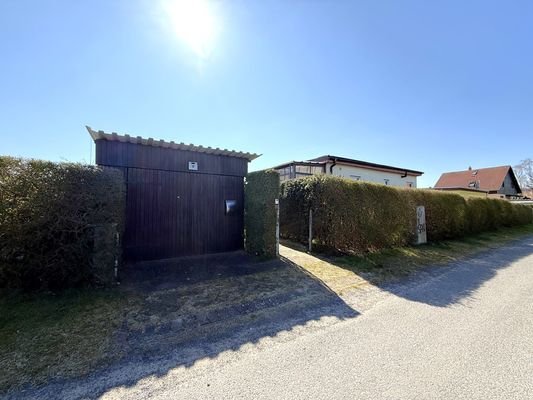 Ferienhaus mit Garage