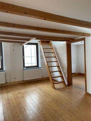 Entree / Aufstieg zum DG