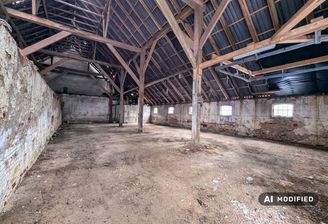 Große Halle mit Rolltor