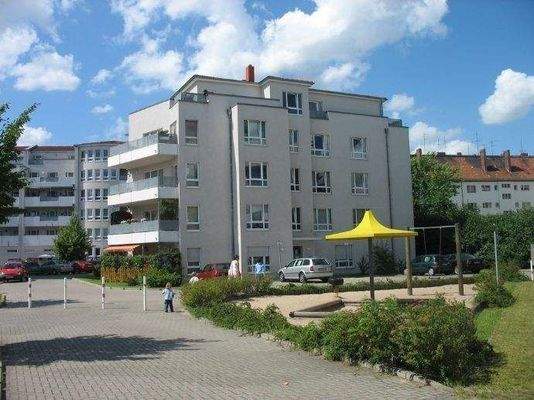 Blick von der Göttiner Str. in die Wohnanlage