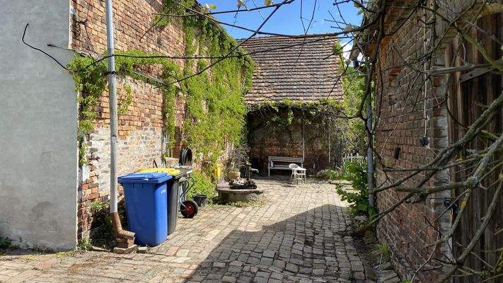 Rückseite Eingangsbereich