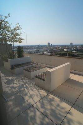 Dachterrasse mit Sitzecke.JPG
