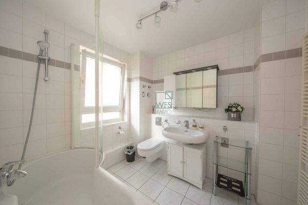 Eigentumswohnung in Berlin Charlottenburg-23.jpg