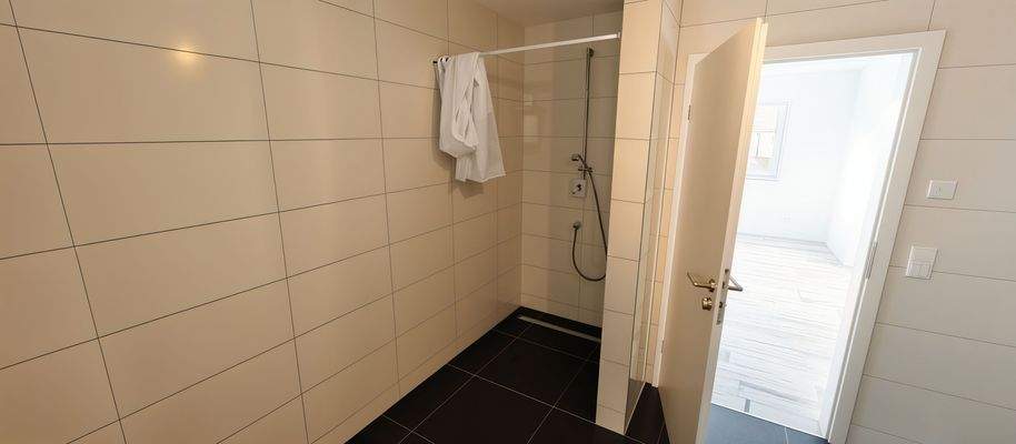 barrierefreie Duschen