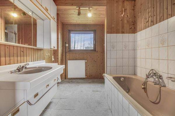 Badezimmer im Dachgeschoss