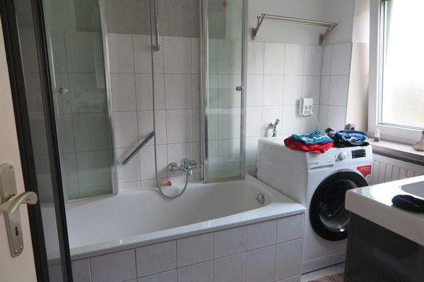 Wohnung OG Bad
