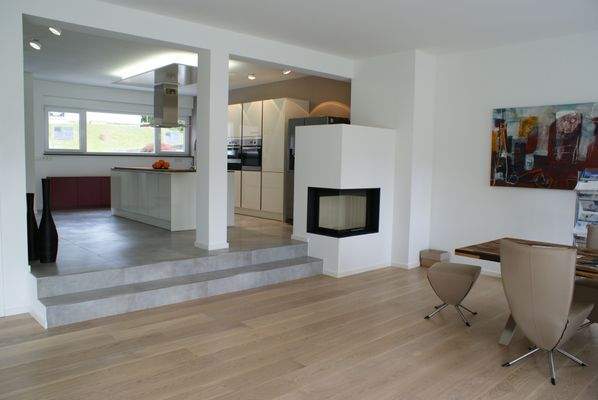 Essbereich mit Kamin