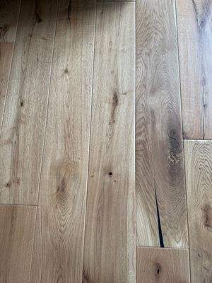 Hochwertiger Eichenparkettboden.jpeg