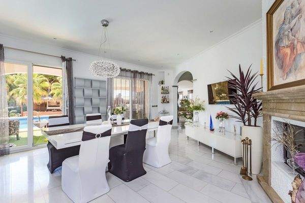 Essbereich mit Terrassenzugang