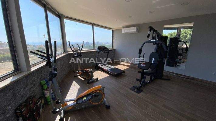 Apartments with Excellent City and Nature Views in Alanya