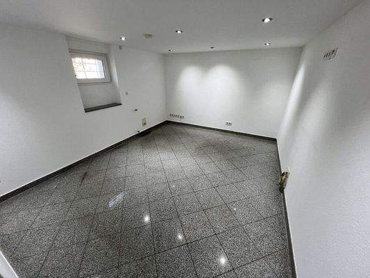 Büro im Keller?
