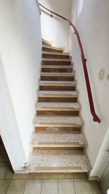 Treppe EG - OG.jpg