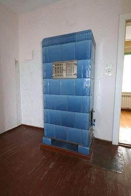 Kachelofen im Zimmer 2 im DG-.JPG