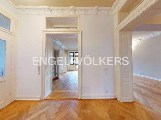 Großzügiges Entrée...