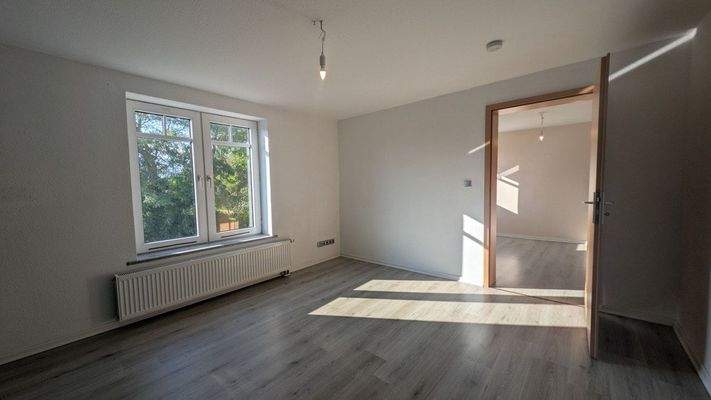 Zimmer in Wohnung 3 im DG