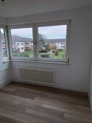 Wohnzimmer mit Gartenblick