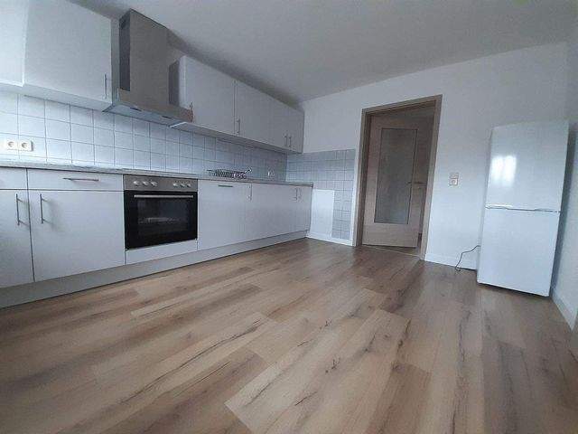 1.Monat Kaltmietfrei - Helle 2 Raum Dachgeschosswohnung im ruhigen Lunzenau - Photo 1