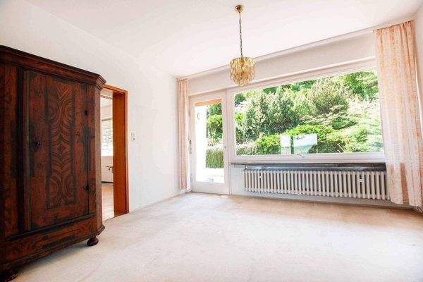 Esszimmer mit Zugang Terrasse